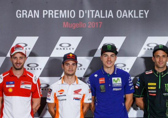 Mugello, Libere 2: Crutchlow al top, Rossi risale. Che volo Vinales!
