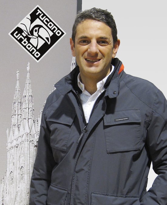 Diego Sgorbati alla guida di Tucano Urbano Diego Sgorbati alla guida di Tucano Urbano