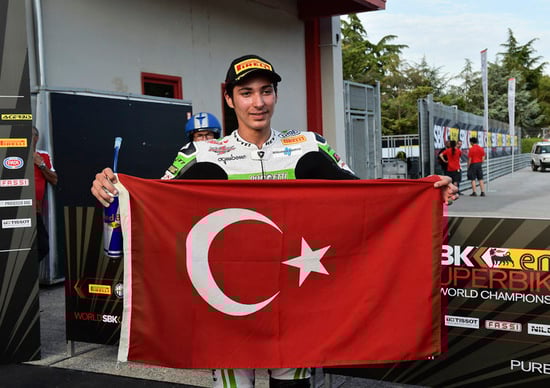 SBK. Razgatlioglu sostituisce Hook nel team Grillini SBK. Razgatlioglu sostituisce Hook nel team Grillini
