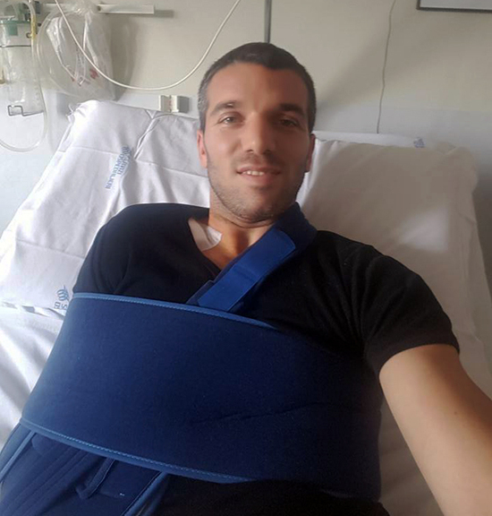 SBK 2016. Alex De Angelis operato al braccio destro SBK 2016. Alex De Angelis operato al braccio destro