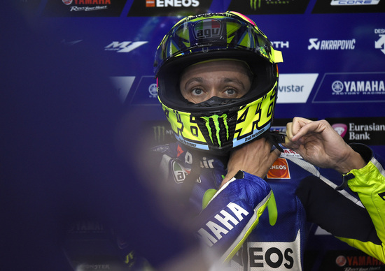 MotoGP 2016. Qatar GP. Rossi: “Lorenzo in Ducati? Ci vogliono i coglioni” MotoGP 2016. Qatar GP. Rossi: “Lorenzo in Ducati? Ci vogliono i coglioni”