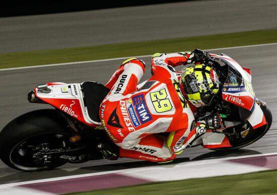 MotoGP 2016. Qatar GP. Iannone: “Meritavo la pole”. Dovizioso: “Poco feeling” MotoGP 2016. Qatar GP. Iannone: “Meritavo la pole”. Dovizioso: “Poco feeling”