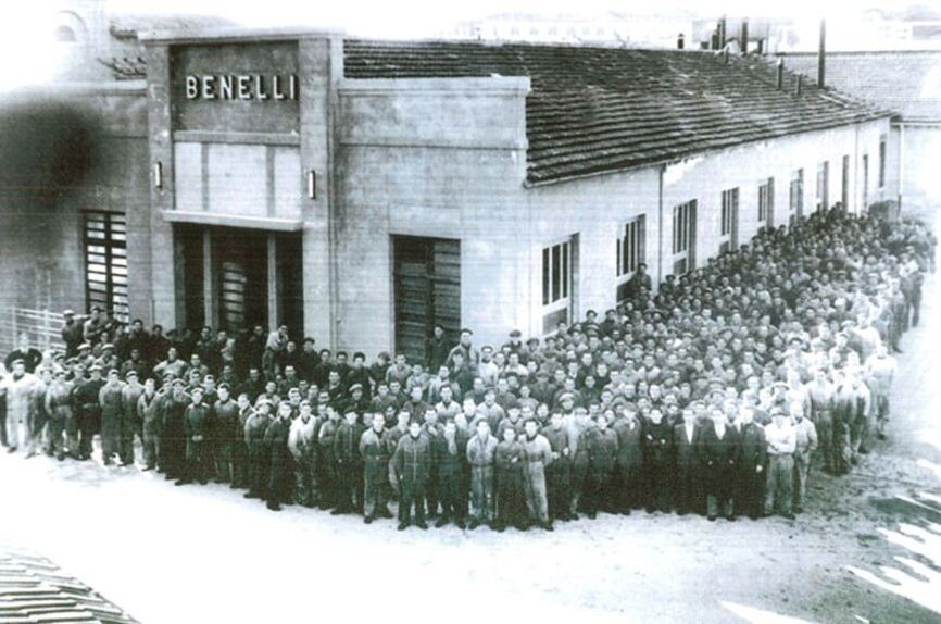 Di Benelli - Storia Di Scarpe Di Benelli - Storia Di Scarpe