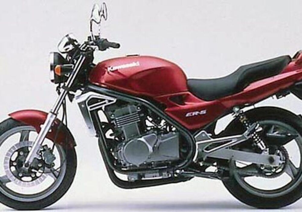 Kawasaki ER5 500 (1996 00), prezzo e scheda tecnica Moto.it