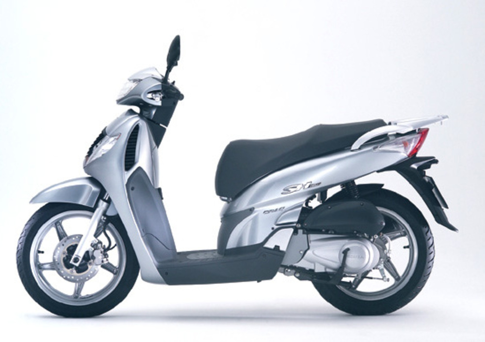 Honda sh 150 anno 2002 scheda tecnica #6