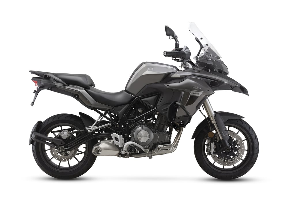 Benelli TRK 502 ABS (2017), prezzo e scheda tecnica Moto.it Benelli TRK 502 ABS (2017), prezzo e scheda tecnica Moto.it